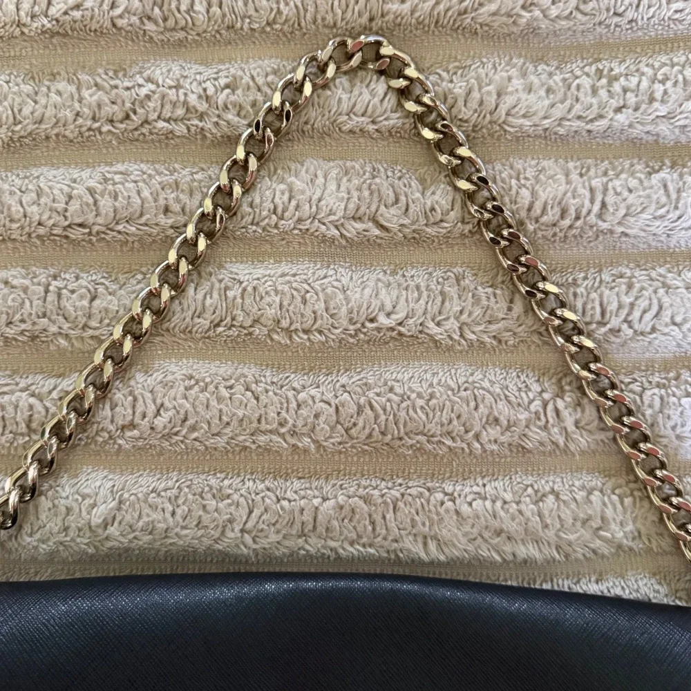 Kate Spade‎ New York Black Saffiano Leather Chain Crossbody Bag Gold Hardware